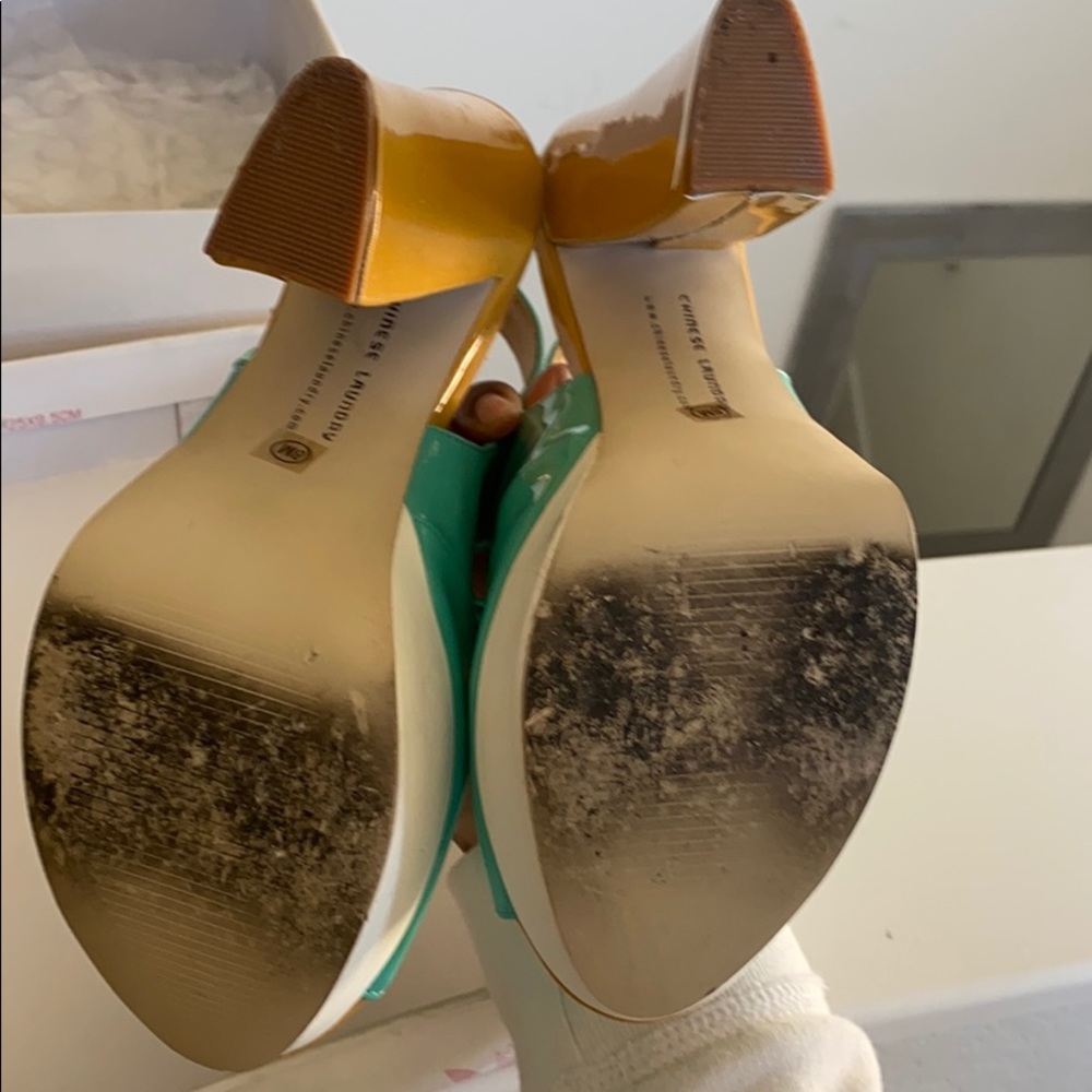 Colorblock Platform Heels - Picture 3 of 4